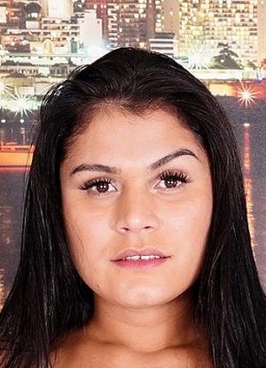 Debora Souza