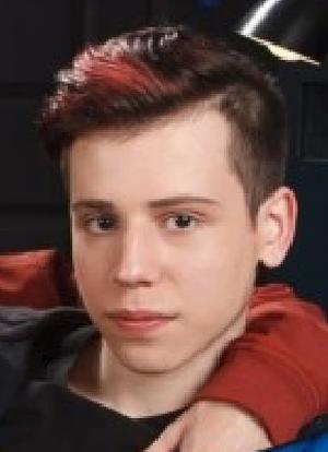 Devin Lewis