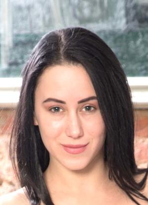 Gloria Hole